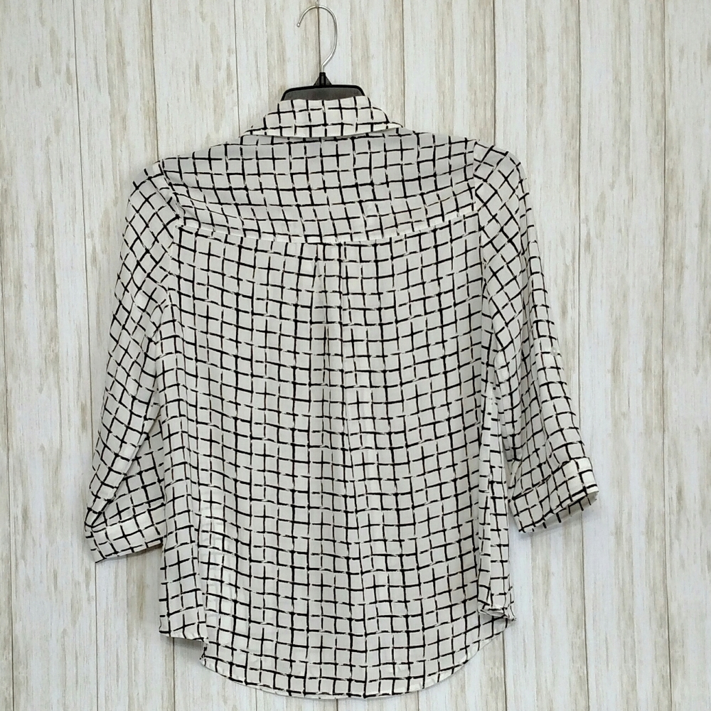 Grid pattern blouse - Picture 2 of 2